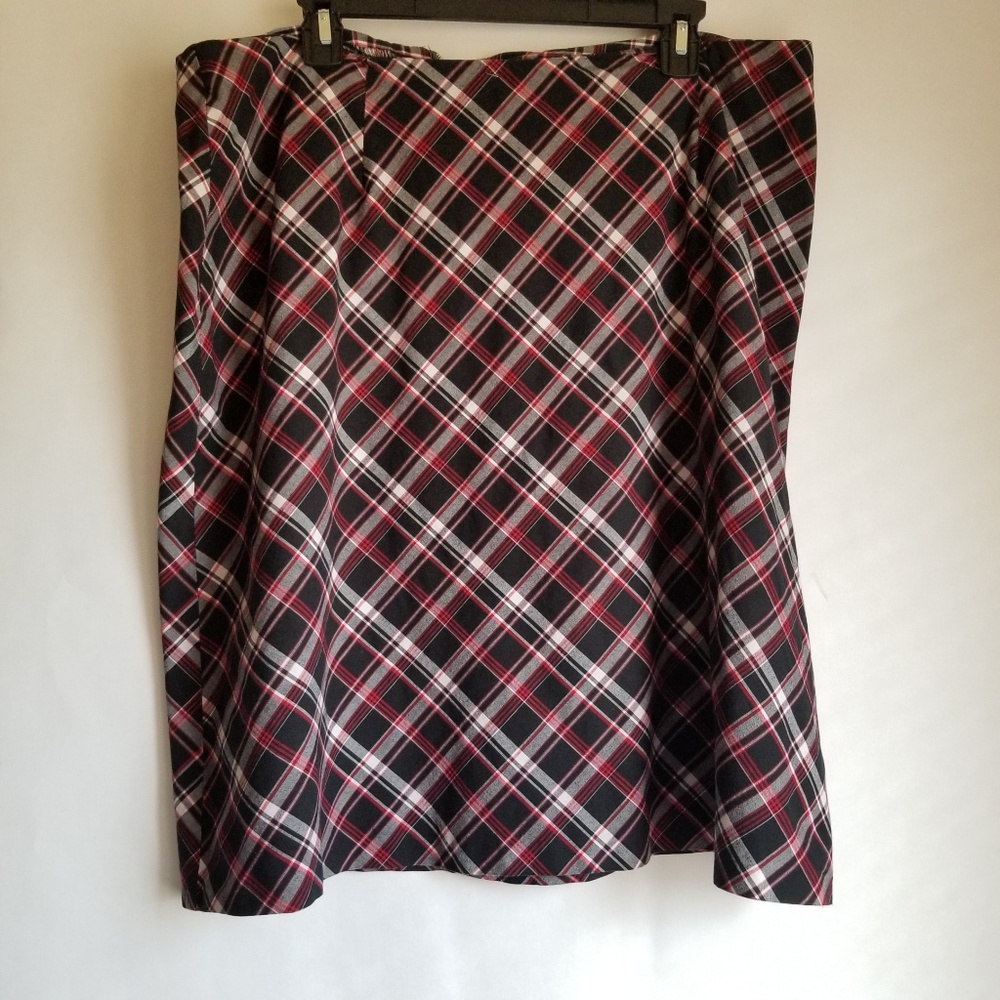 I.N. Studio Plaid Skirt